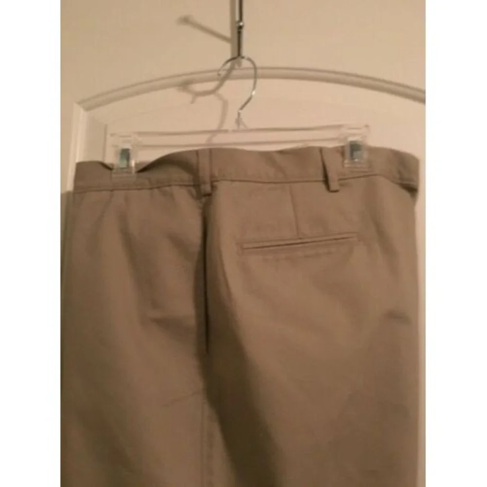 Haggar Men's Big & Tall Pants Khaki Tan Pockets Size 42x29